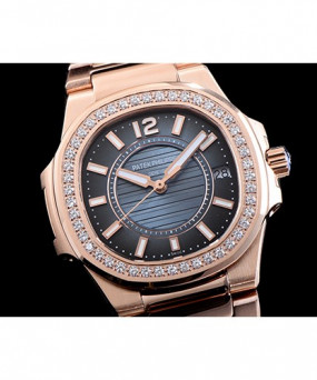 파텍필립 여성용 노틸러스-7 쿼츠 70101R-010